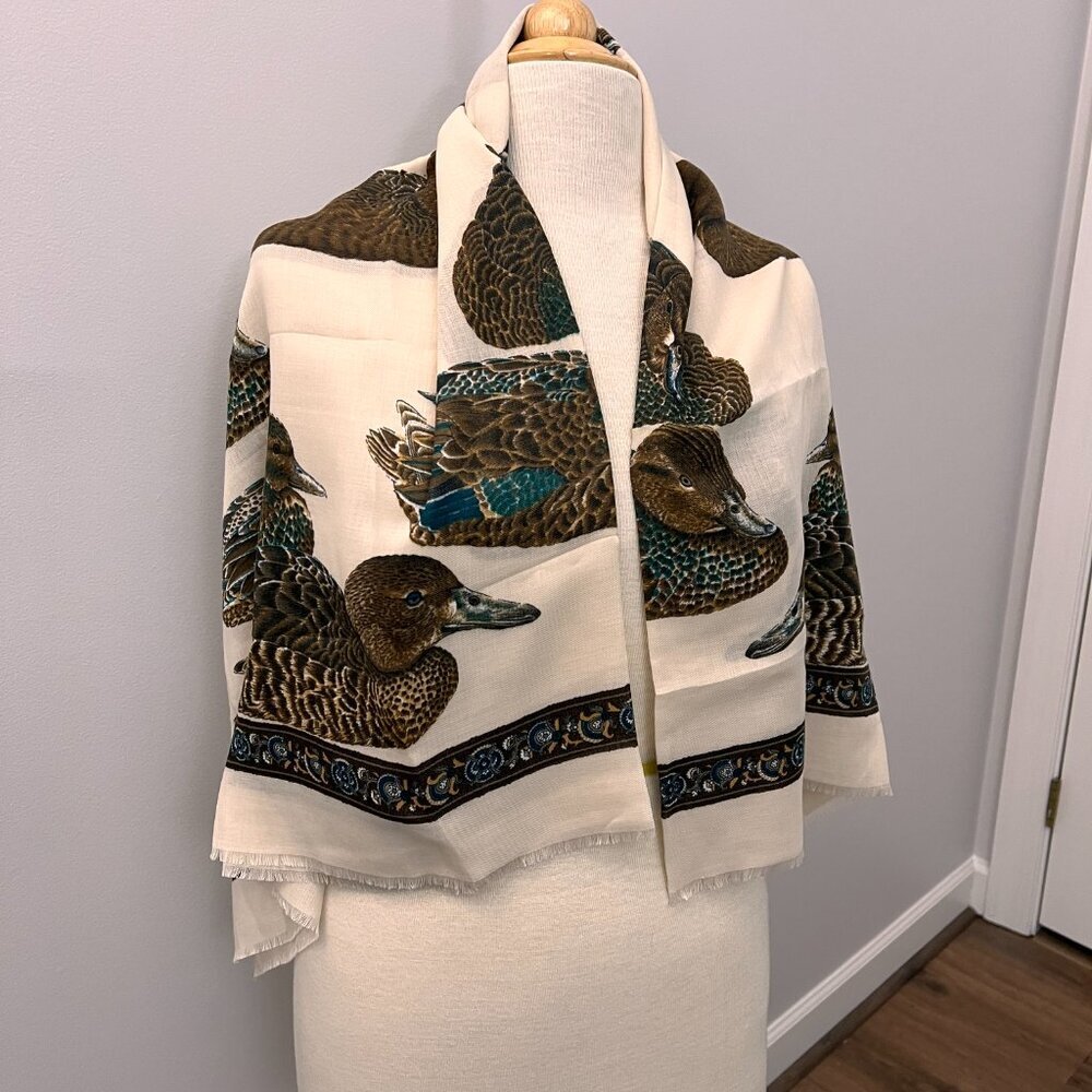 NEW Art of the Scarf Water Fowl Duck Square Fringed Ivory 46" Made in Italy - Picture 2 of 12